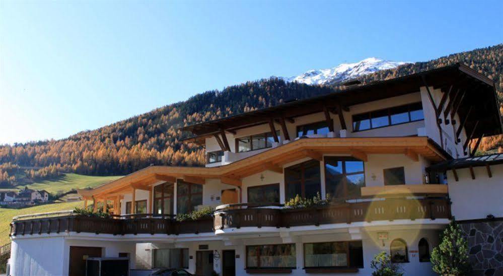Leni Mountain Appartements * Solden